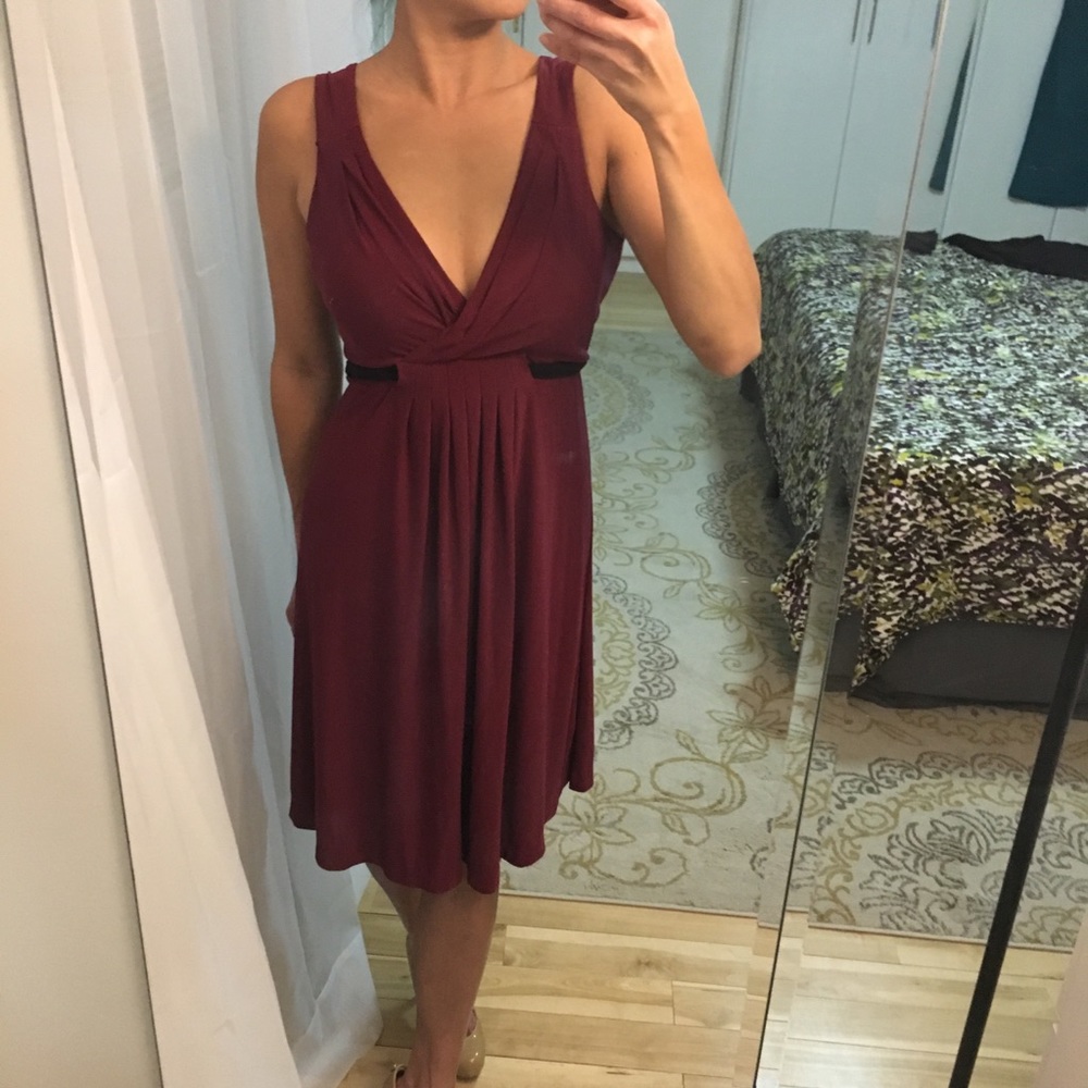 METRO crimson plunge check dress Small